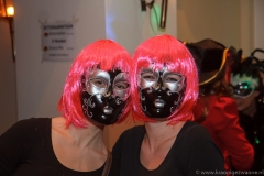 2012-02-04 23-05-46